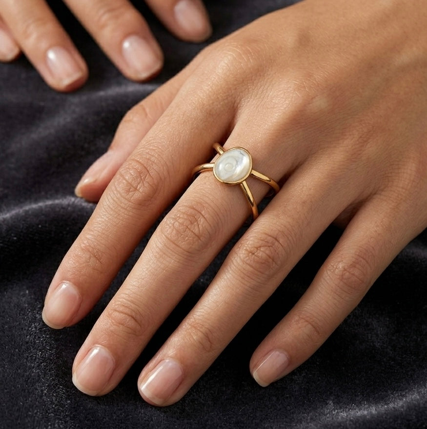 Aura Crossover Ring