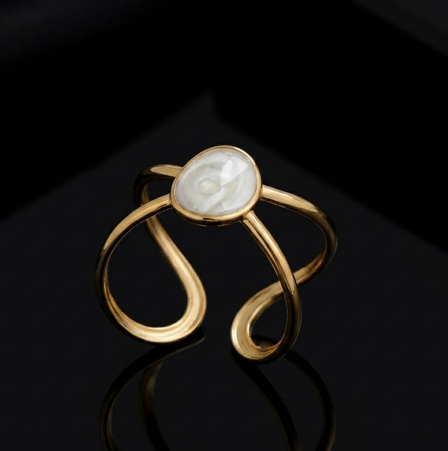 Aura Crossover Ring