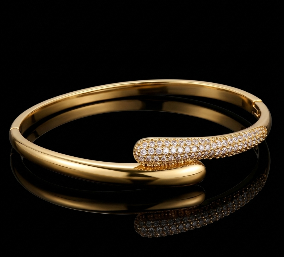 The Serpentine Pavé Bangle