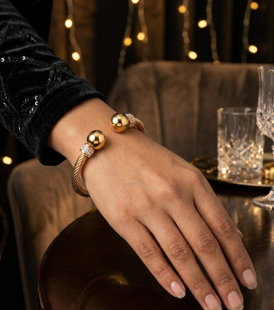 The Royal Twist Cuff